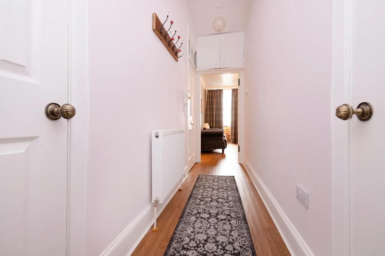 Joivy Cozy Apt Near Edinburgh Castle United Kingdom