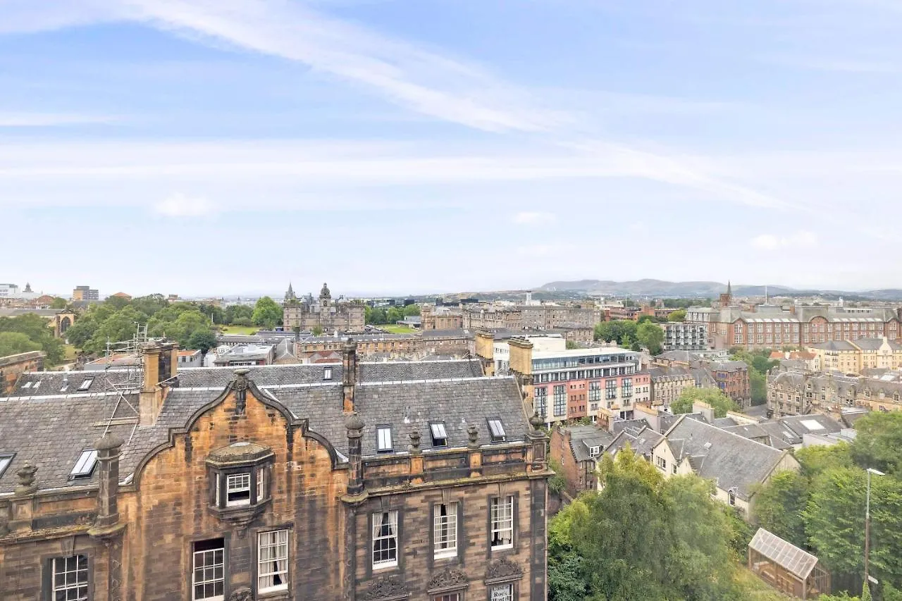 Joivy Cozy Apt Near Edinburgh Castle 0*,